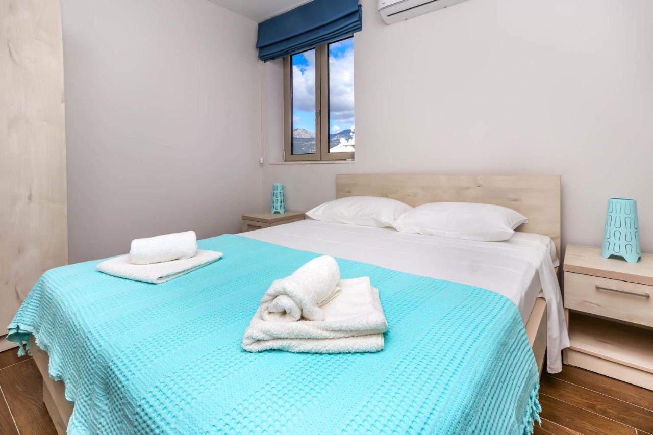 Timea Apartment Tivat Exterior foto